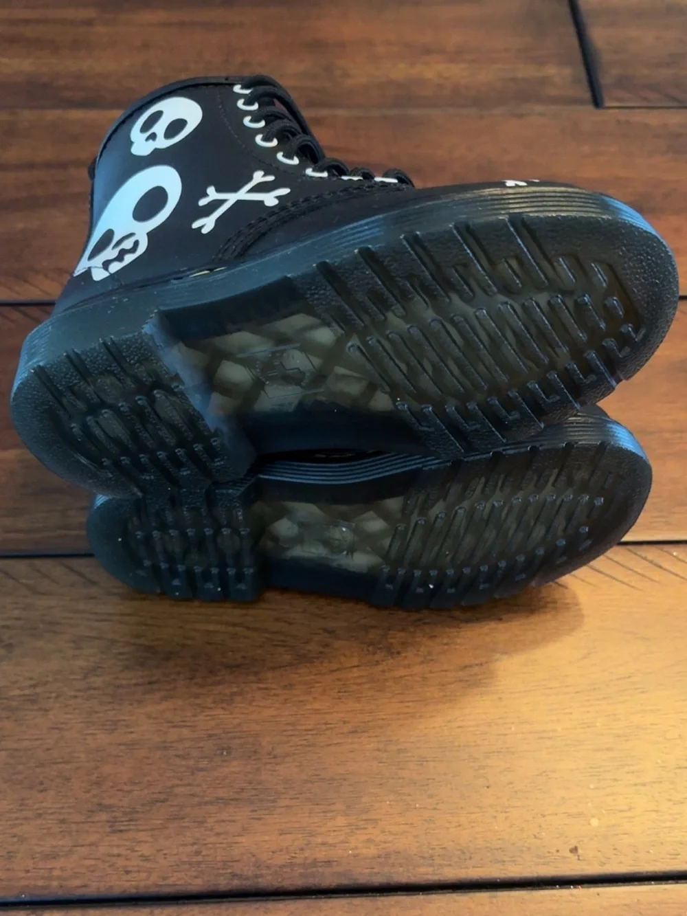 Dr. Martens 1460 Skull & Bones Leather Lace Up Boots- Never Worn